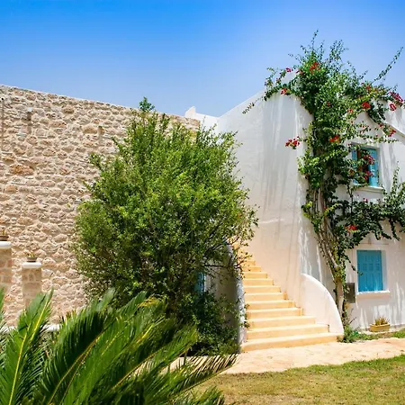 Eight Dimensions Capari Hotel 4*