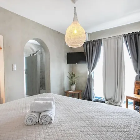 Eight Dimensions Capari 4*