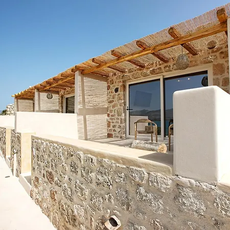 Hotel Eight Dimensions Capari