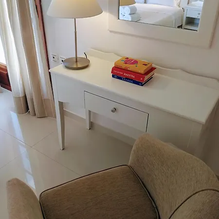 Eight Dimensions Capari Hotell Elafonissos