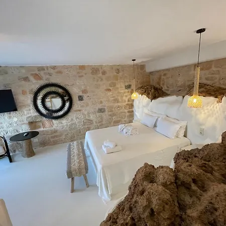 Eight Dimensions Capari 4*