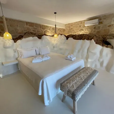 Hotel Eight Dimensions Capari 4*