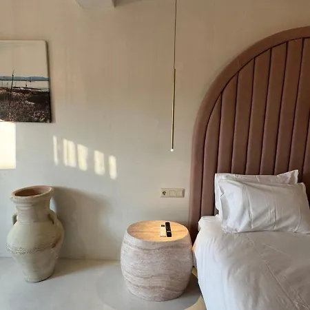 Eight Dimensions Capari Hotell Elafonissos