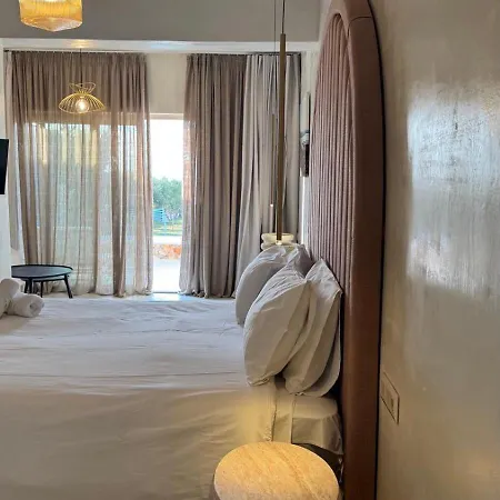 Eight Dimensions Capari Hotel