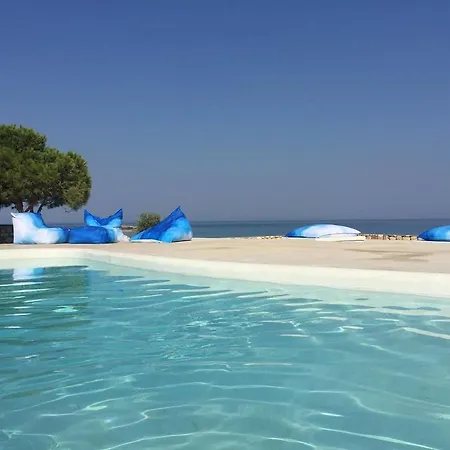Hotel Eight Dimensions Capari