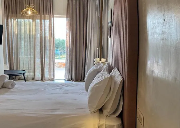 Eight Dimensions Capari Hotel