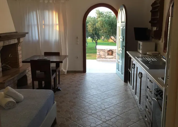 Szálloda Eight Dimensions Capari